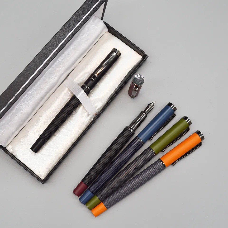 Wholesale High Quality Customized Logo Metal Pens Promotional Business Fountain Metal Pen Gift Set With Box