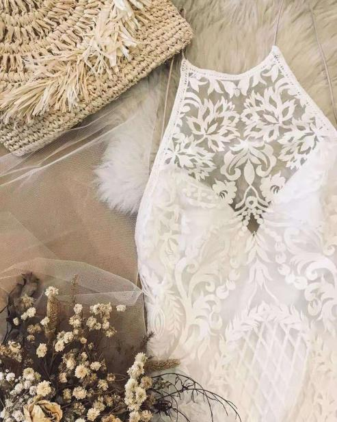 Sexy Romantic Halter Lace Appliques Sleeveless Mermaid White Bridal Dress Ladies Wedding Dress for Women