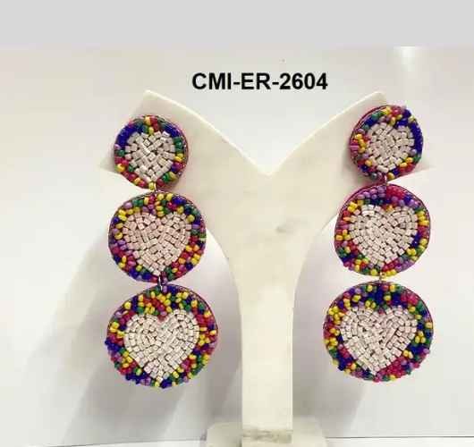 Latest New Wholesale fashion women For Girls jewelry earrings with beaded earrings accessories