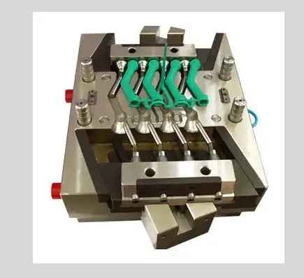 Factory custom professional plastic injection moulding and plastic injection molding maker