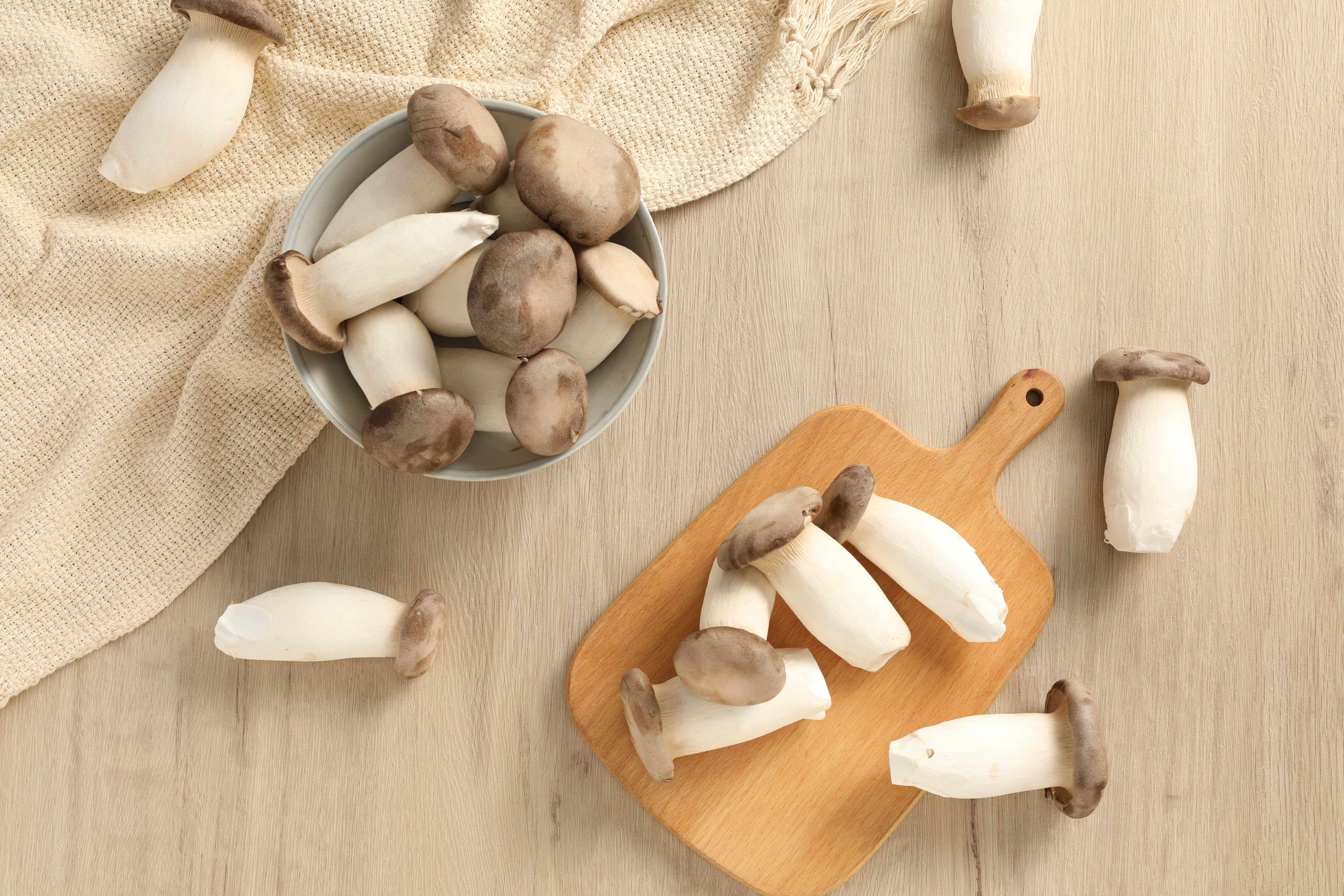 Bottle Growing M size 110g King Oyster Mushrooms