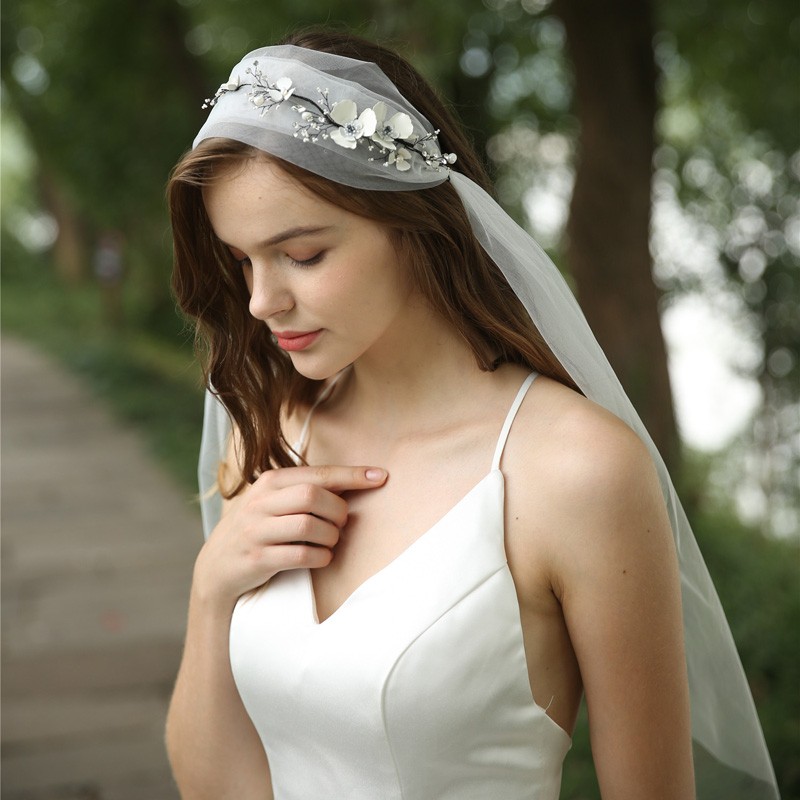Ins Hot Factory Victorian European Flower Decorated Bride Veil Party Dancing Bridal Headpieces Wedding Garter
