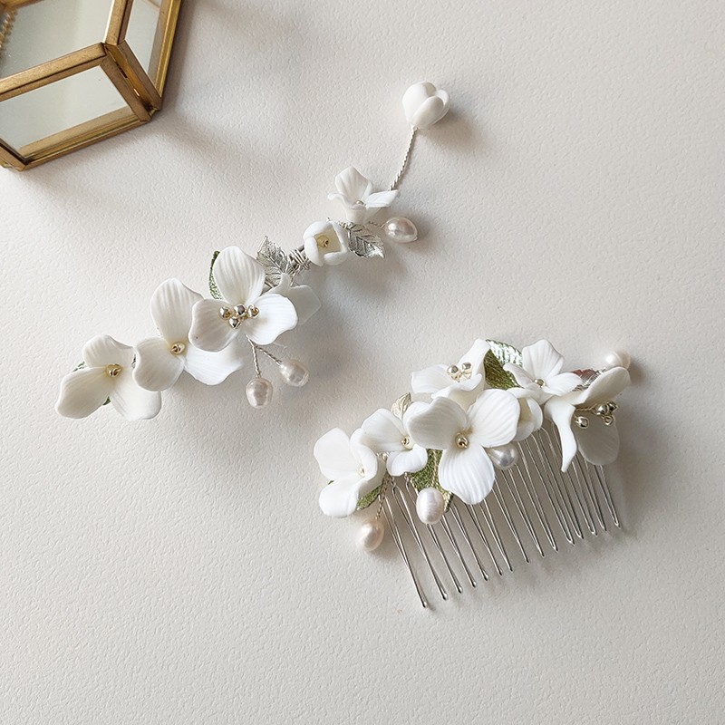 2024 Bride Hair Accessories Ceramic Flower Crystal Pearl Headdress Wedding Hair Combs Jewelry For Women Party Prom