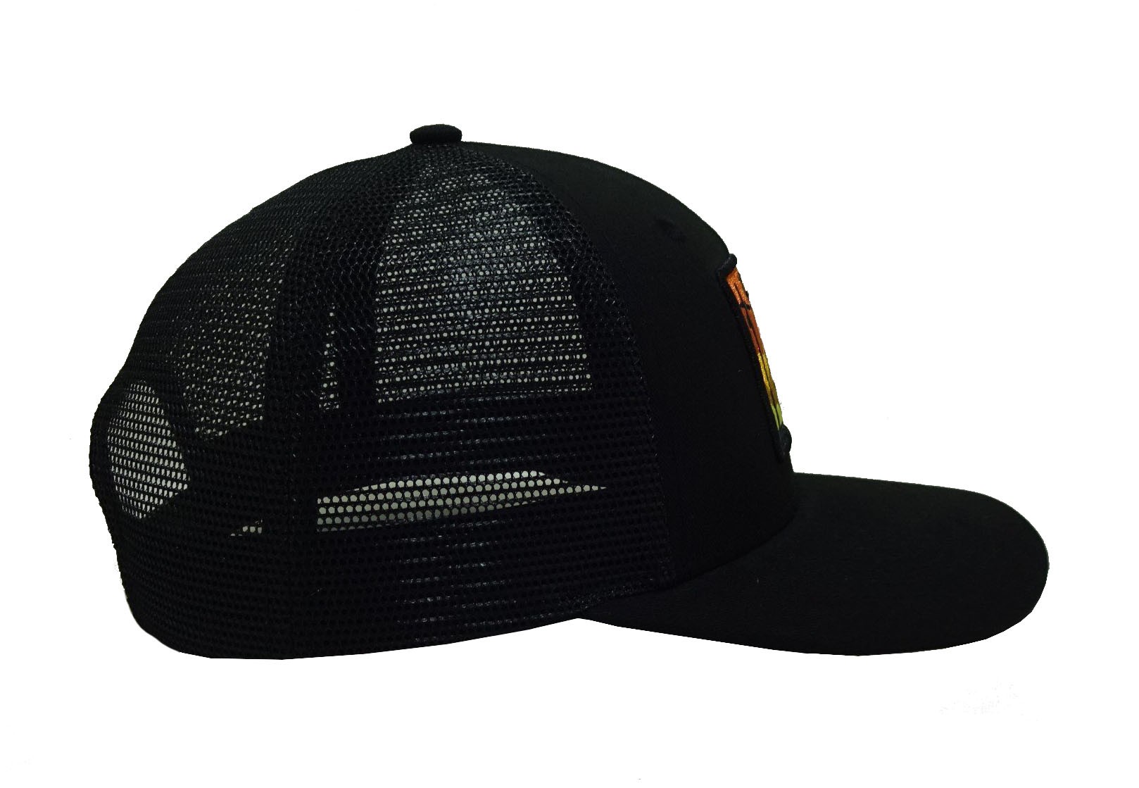 Black Color Woven Patch Logo 6-Panel Curved Brim High Quality Medium Profile Cotton and Mesh Fabric Trucker Hat for Man