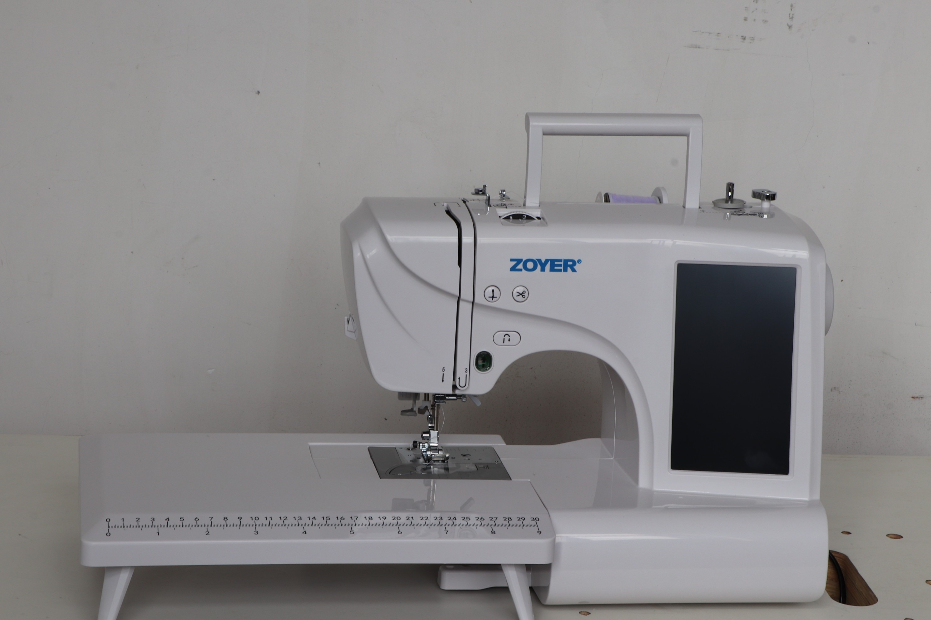 Touch screen ZOYER ZY1950T domestic embroidery and sewing machine button hole household sewing machine baby sewing machine