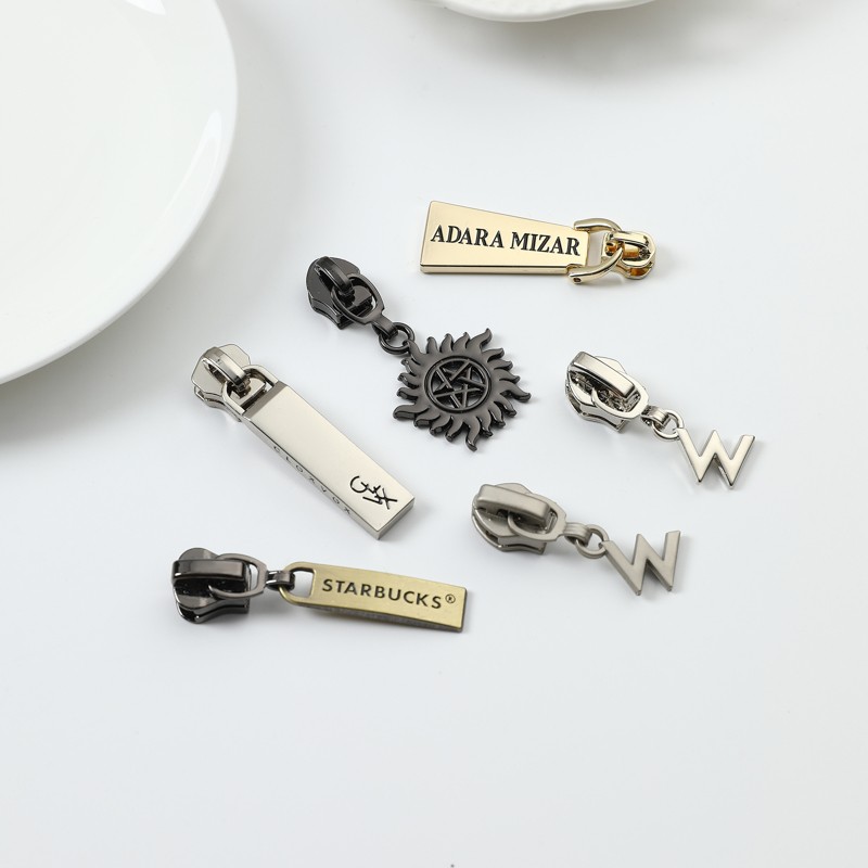 Multiple Styles Zipper Pull Tabs Bag Garment 3 5 8 Custom Logo Zipper Head Metal Slider Puller