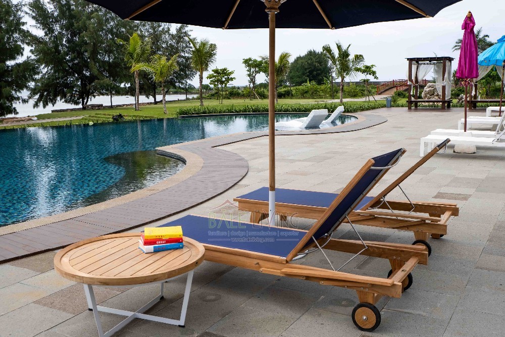 Outdoor Furniture Cayman Lounger in Blue Teak Wood Best Quality