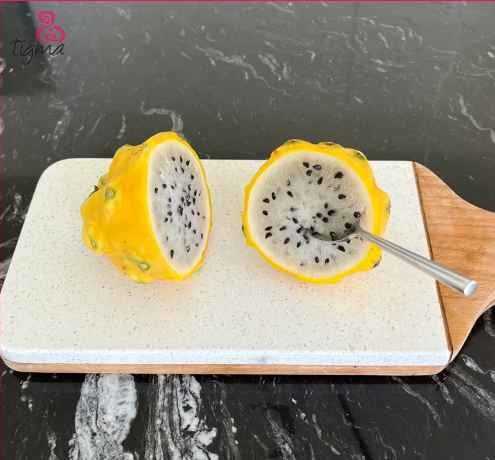 Factory Direct Supply First Grade Premium Quality Yellow Dragon Fruits at Wholesale Price