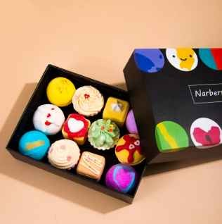 Wholesale Handmade Bath Fizzer Bath Ball Natural Organic Essential Oils Bubble Cupcake Bath Bombs Set