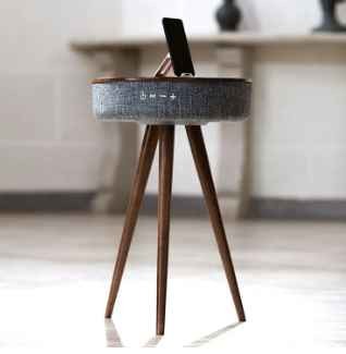 High-end Professional Speaker Manufacturer Power Bank Wireless Charging Side Table Desk Wood Wireless Speaker Coffee Table