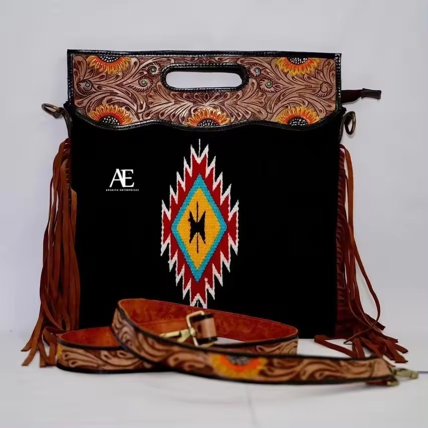 New Trending Western Saddle Blanket Cowhide Tote Bag With Hand Tooled Leather Strap Crossbody Bags Hot Selling Women's Handbags