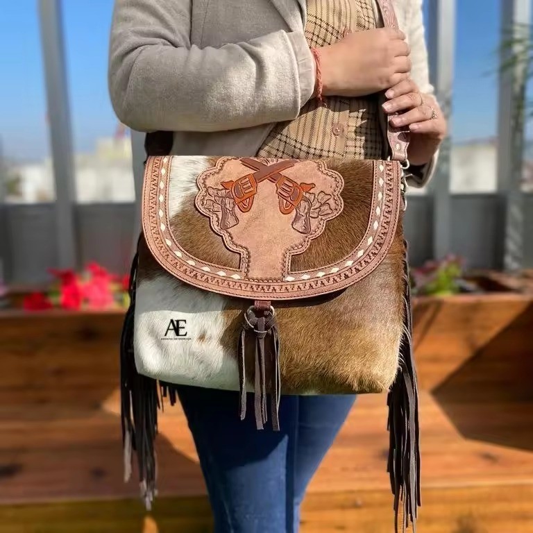 New Arrival Western Real Handmade Hair On Fur Tooled Leather Fringe Sling Bag Stylish Women Concealed Carry Casual Crossbody Bag