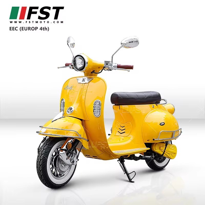2019 new design retro 2000w motor travel coc city fashion electric scooter for sale high quality