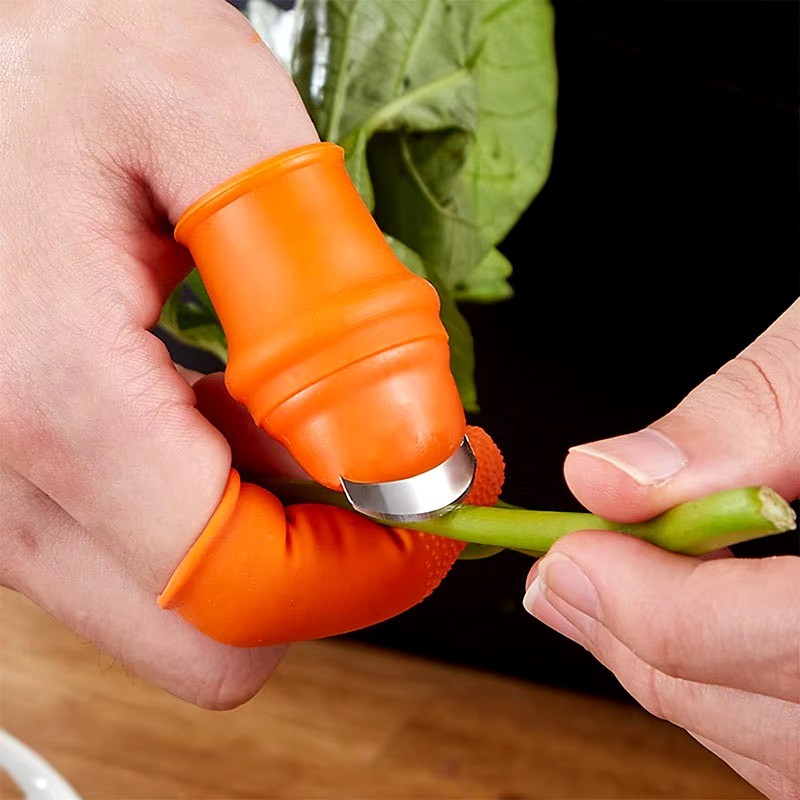 2024 new kitchen accessories 1 Set Fruit Picker Silicone Finger Protector Fruit Vegetable Thumb Knife
