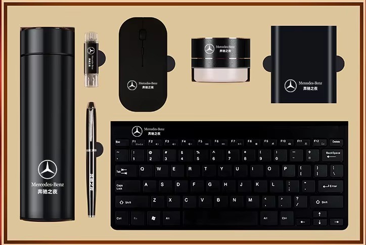 New product ideas 2024 Luxury electronic Business Gifts Smart 10 in 1 key board mouse notebook Small gadget Set